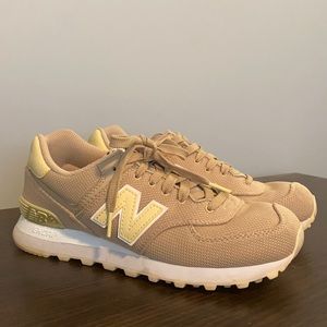 Women’s New Balance Classic 574